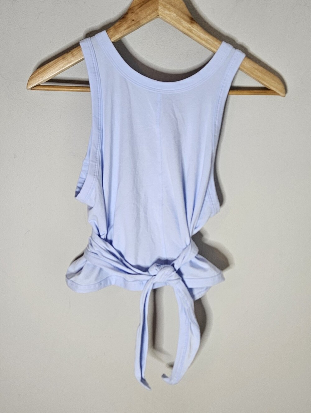 Lululemon Its a Tie Tank Top Windmill Light Blue Wrap Style Women's 6